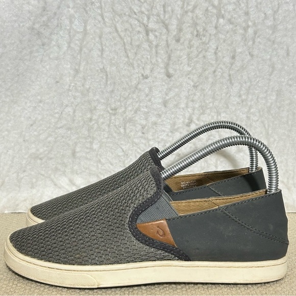 OluKai Womens Grey Pehuea Breathable Comfort Slip On Sneakers Shoes SZ US 7 - Picture 2 of 11